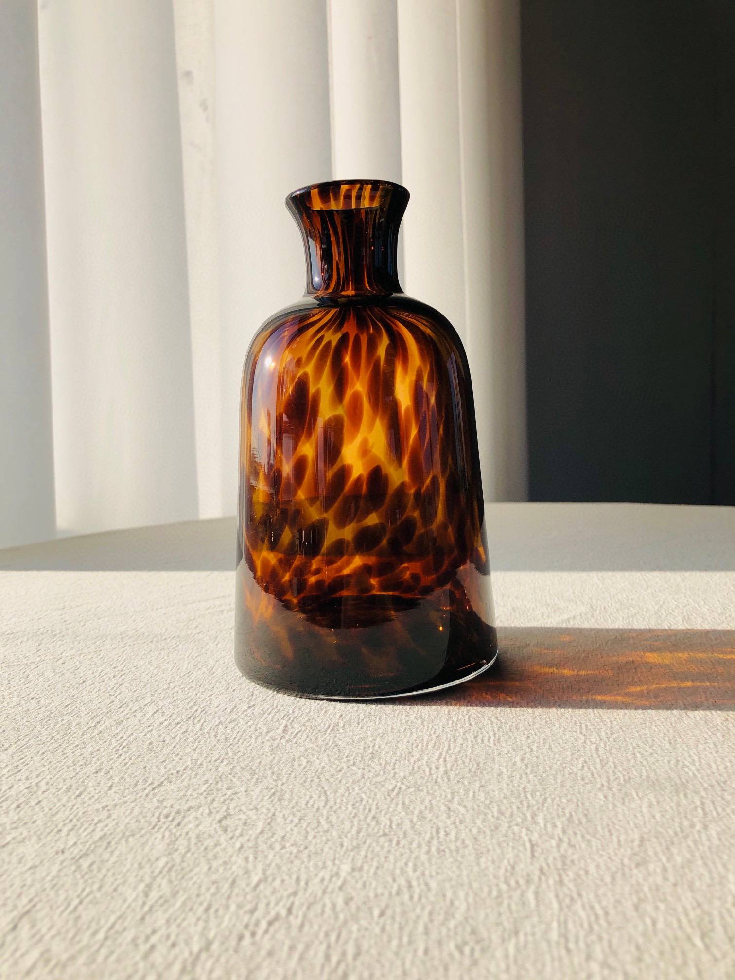 Ultra retro special price medium flower bottle leopard amber French desktop high -end art handmade glazed flower decoration