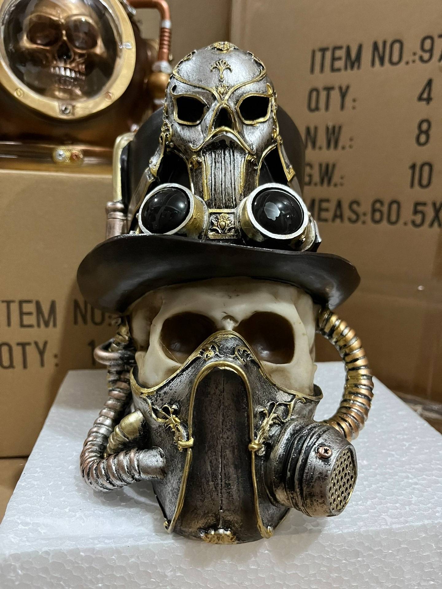 Punk skeleton ornaments.Exit Europe.The design is cool, all of which are samples provided by European customers