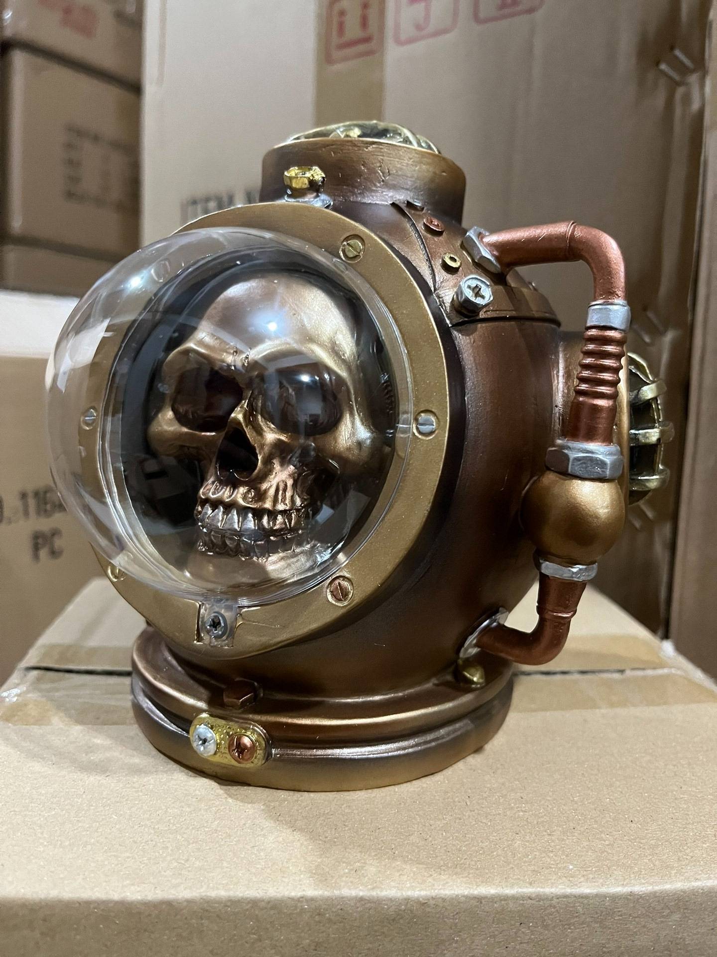 Punk skeleton ornaments.Exit Europe.The design is cool, all of which are samples provided by European customers