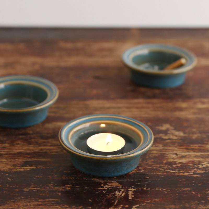 The kiln becomes a blue -green storage small bowl of candlesticks exported to the United States