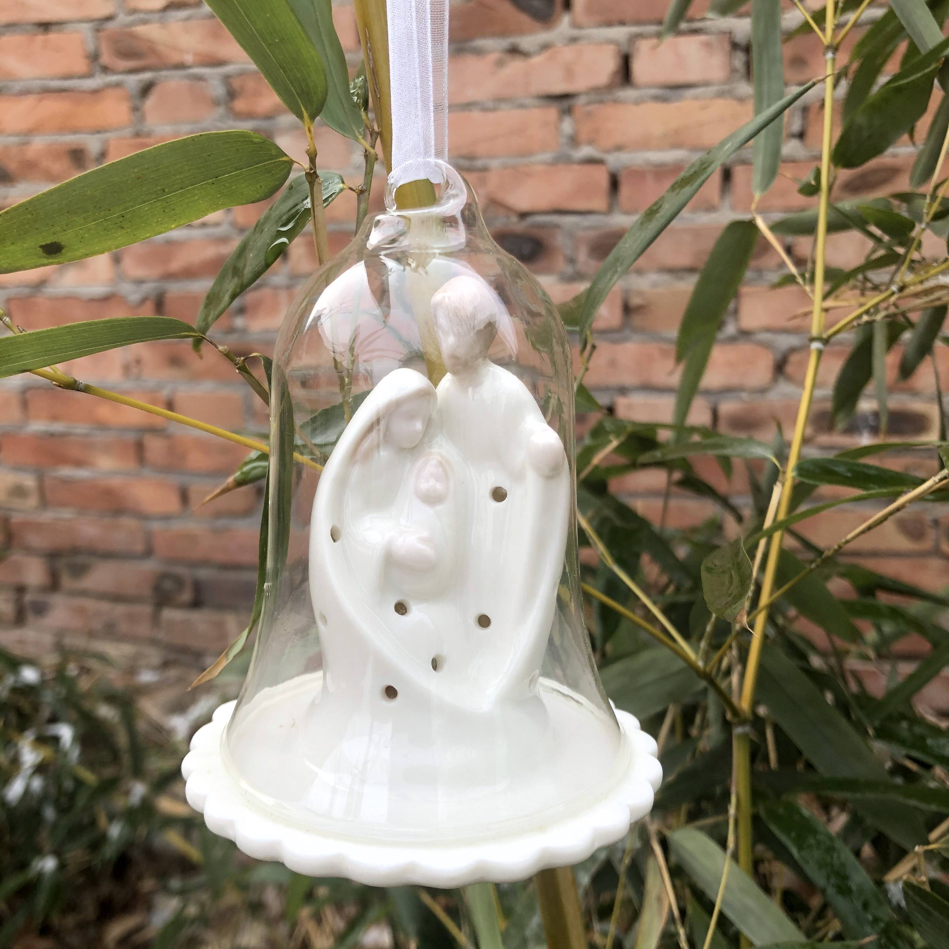New high -end Christmas three -dimensional larvae switch pending pendant ceramic slot glass cover decorative lamp