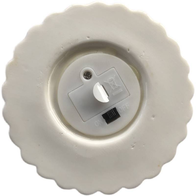 New high -end Christmas three -dimensional larvae switch pending pendant ceramic slot glass cover decorative lamp