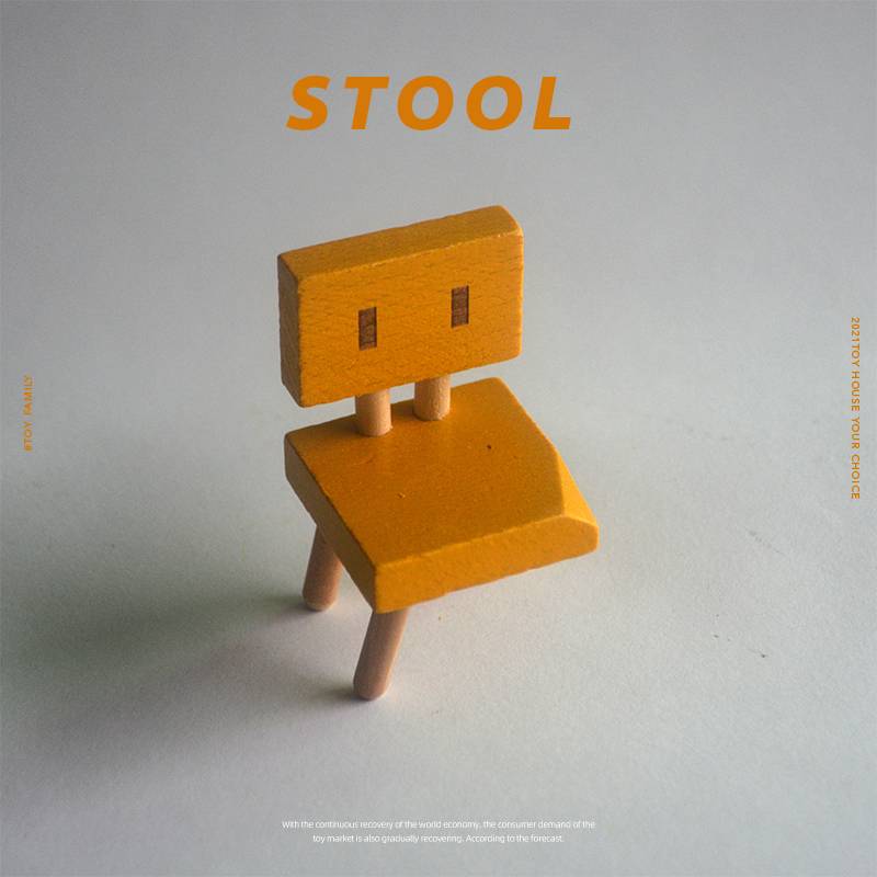 The cute three -legged small bench workmanship is good