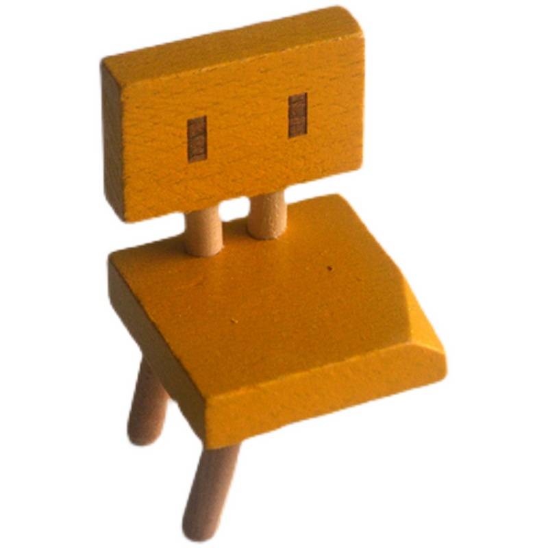 The cute three -legged small bench workmanship is good