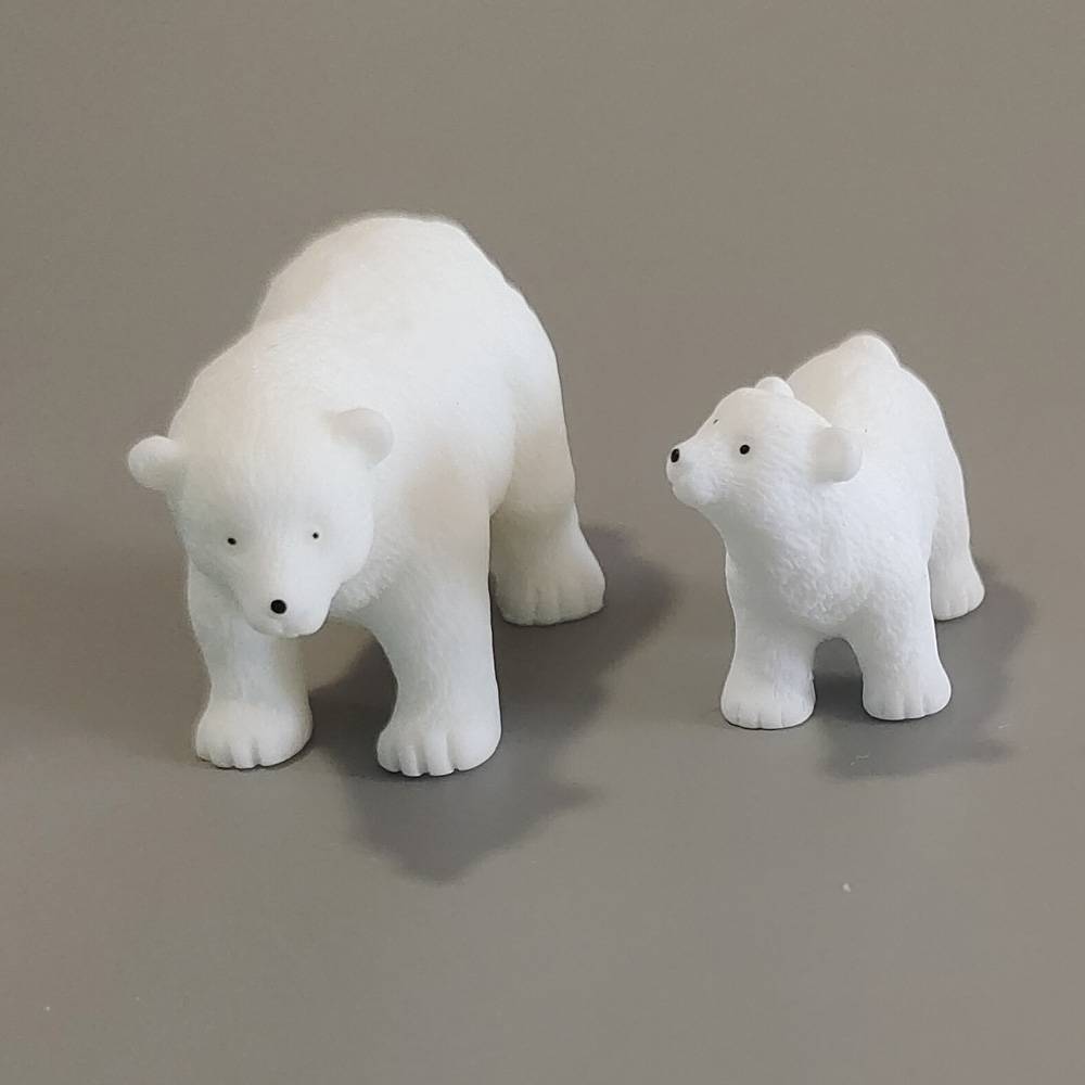 Prose simulation small animal polar bear little white bear resin succulent decorative micro -landscape hand -made model decoration