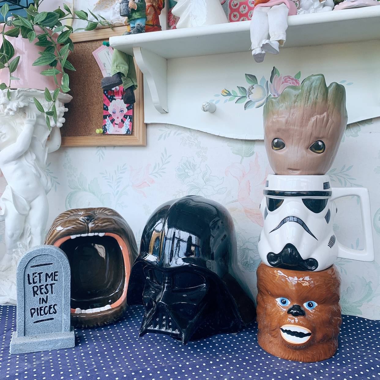After the export is sold, there is no supplementary planet war and a little strange and cool decorative cup storage