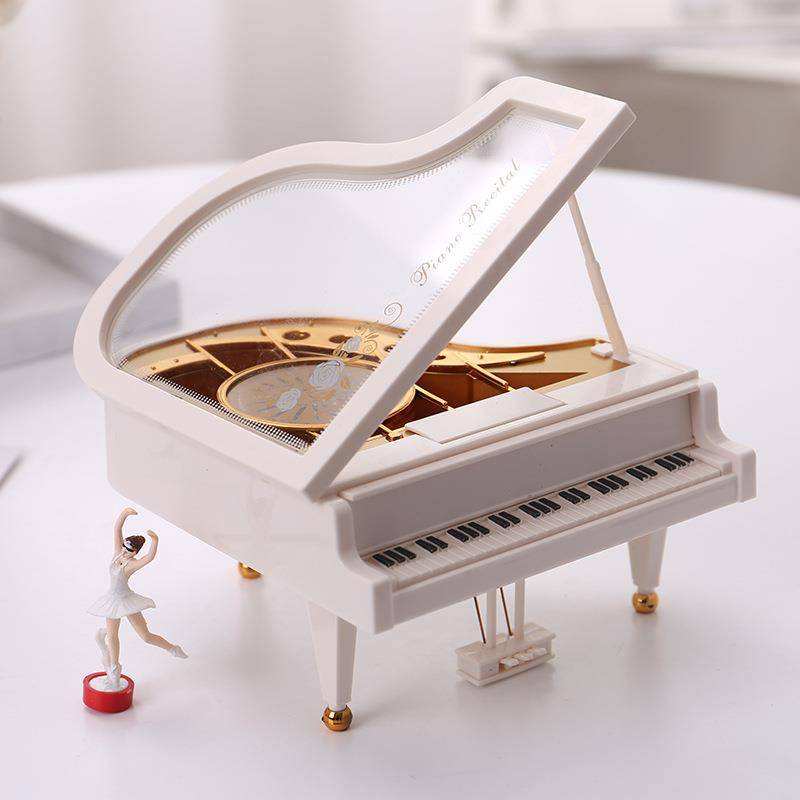 Piano Music Box Sky City Eight Voice Box Starting School Girls Girlfriends Graduation Year Gifts