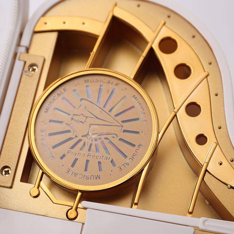 Piano Music Box Sky City Eight Voice Box Starting School Girls Girlfriends Graduation Year Gifts