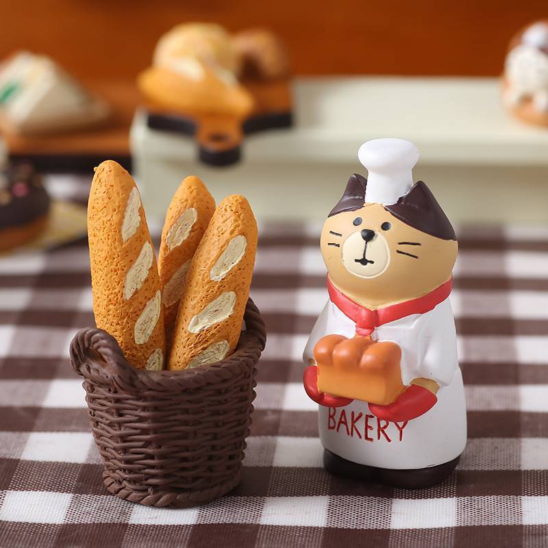 Bread family resin home decorations, micro landscape matchin