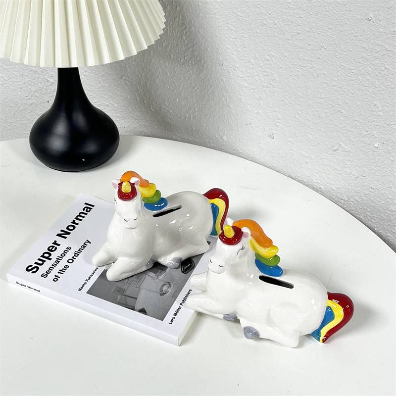 Export list!Ceramic unicorn saving money