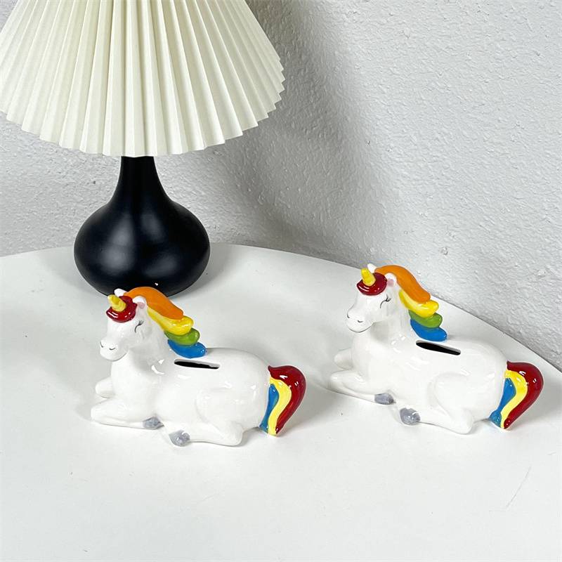 Export list!Ceramic unicorn saving money