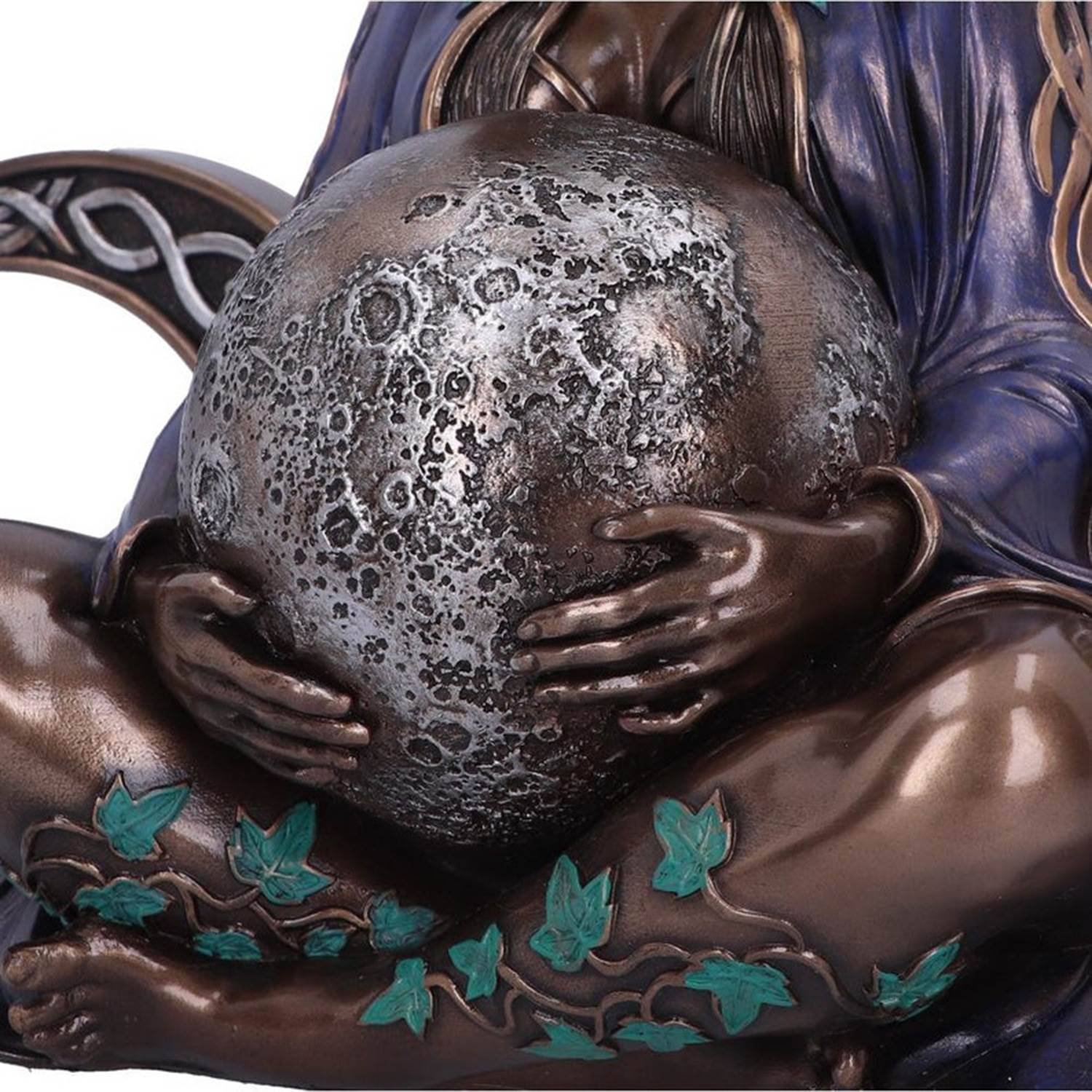 Mother resin craftsmanship of the earth, the goddess altar Satan Gothic decorative Cruise statue of the goddess altar