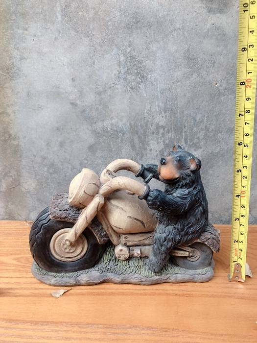 Little Bear Retro Make Old Bar Restaurant Home Decoration
