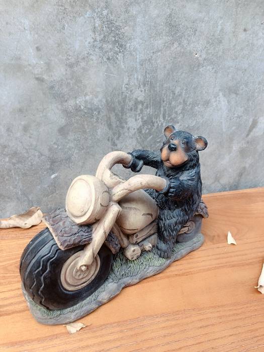 Little Bear Retro Make Old Bar Restaurant Home Decoration