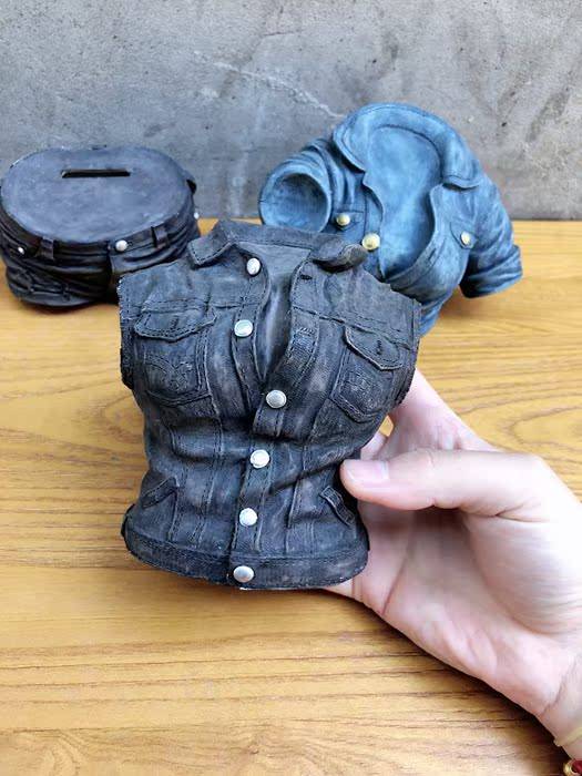 Resin three -dimensional to make old creative money tanks home decoration