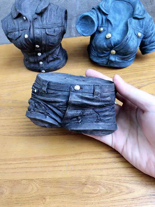 Resin three -dimensional to make old creative money tanks home decoration
