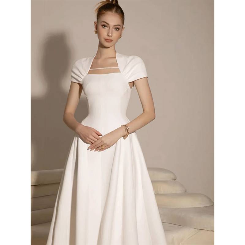 Vietnamese niche A -line shoulder white dress