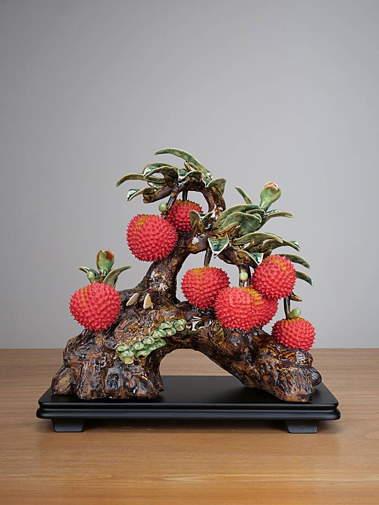 New Chinese style of ceramic lychee living room display cabinet decoration