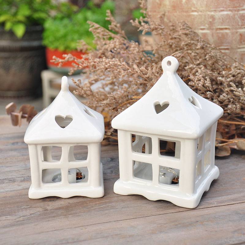 Village high -temperature ceramic glow house candlestick small lantern ornaments Christmas ornaments decoration gift