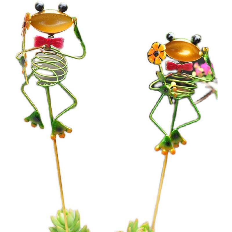 Rural Rural Iron Art Frog Garden Flower Plug -in Fun Garden Funny Scene Swiping Decoration