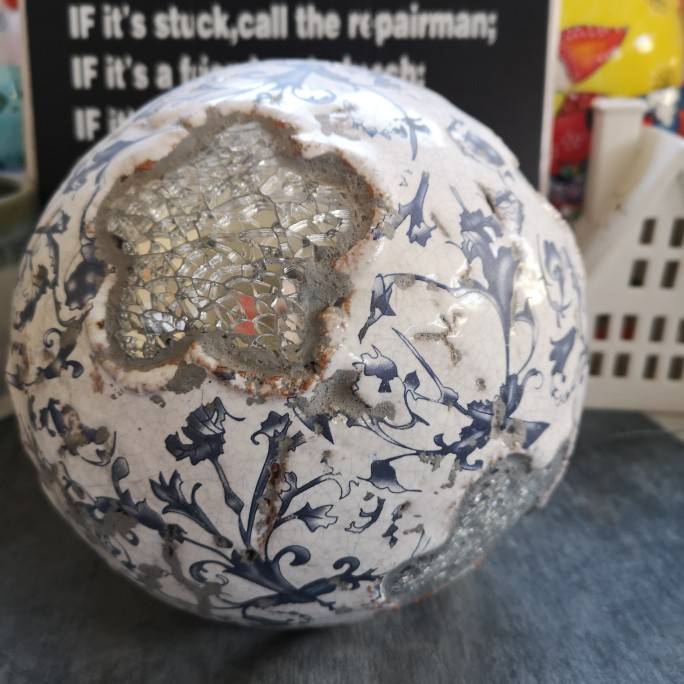 "Ink Porcelain" porcelain craftsmanship rough ceramic mirror ball decoration retro decoration