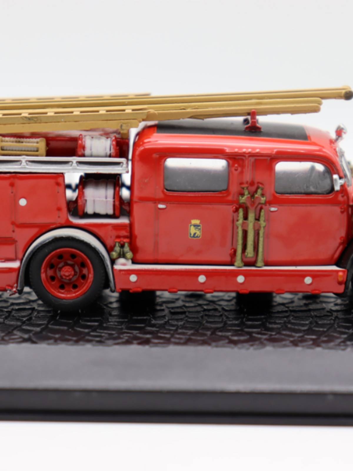 Volvo alloy simulation fire ladder model model