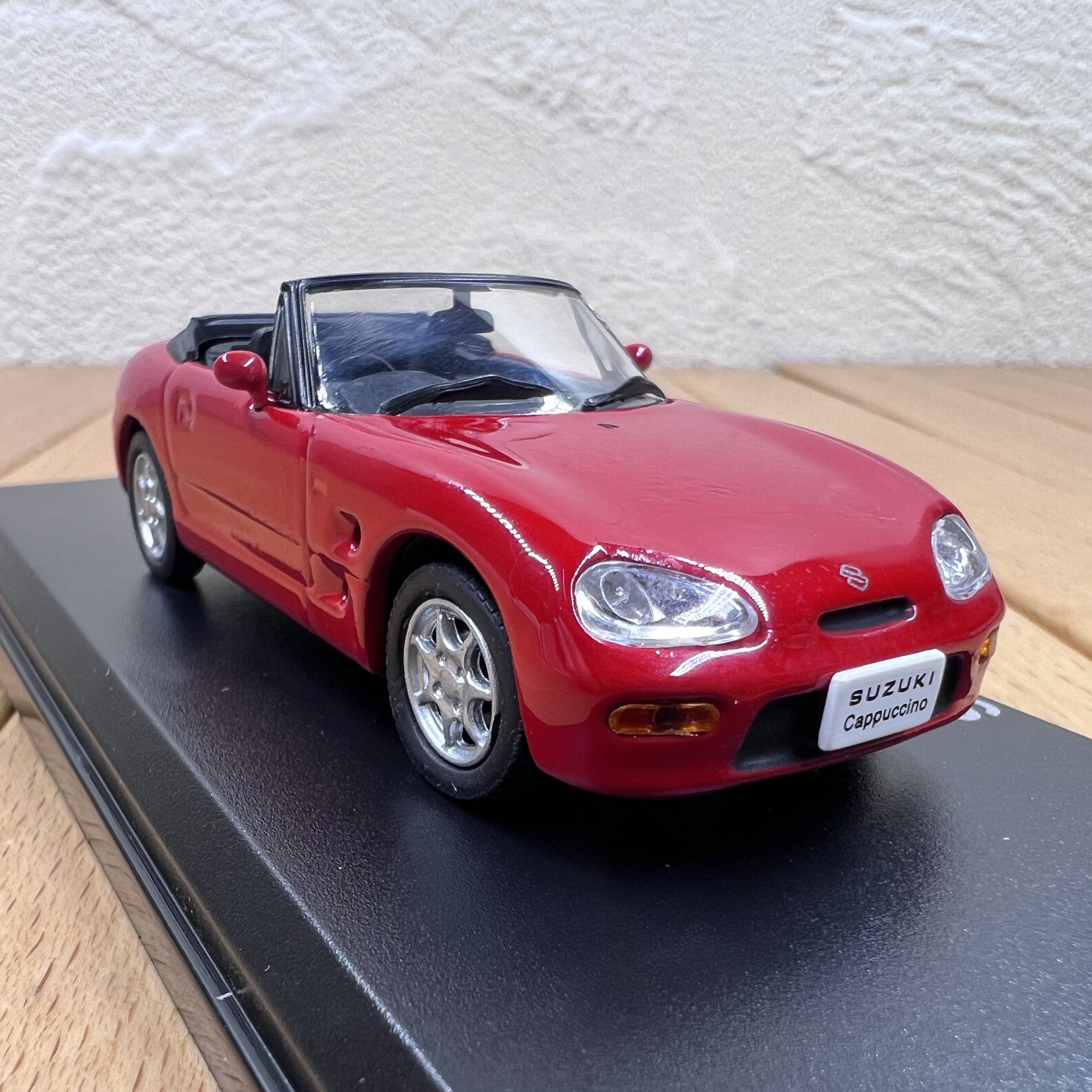 1:43 Suzuki 1991 Kabuccino Classic Old -style Automobile Alloy Model Swing Lotal Lotum Scenery