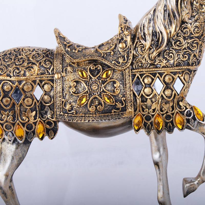 Resin Crafts Golden War Horse Home Decoration Living Room Study Room Creative Business Gift Manufacturers