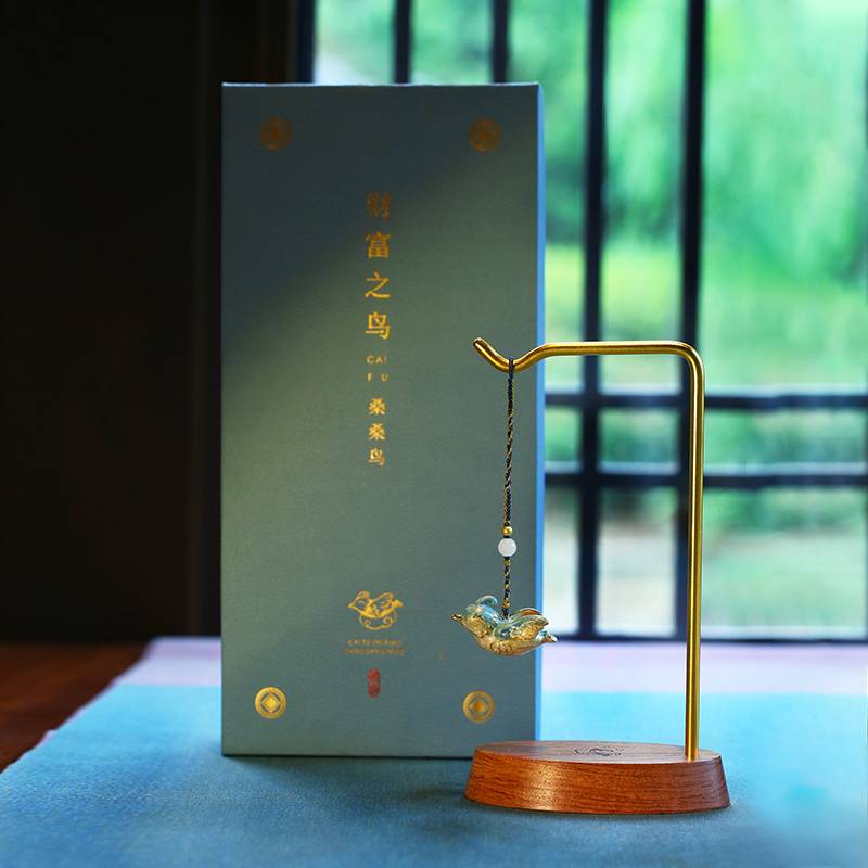 Display Luo Sanniang bronze gilt gold gift cold enamel