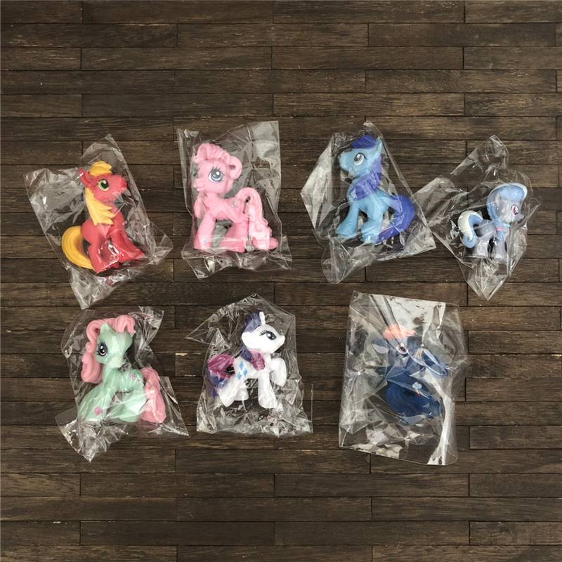 Exit European and American cute pony ornaments