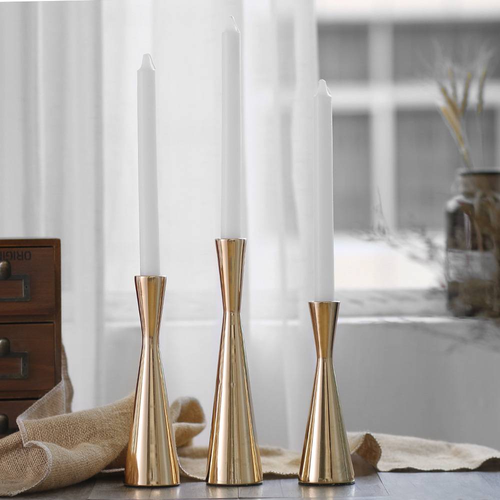 European -style new models of Xiaoman Shican Candle Candle Romantic Wedding Products Candid Light Dinner Dinner Plated Metal Candle