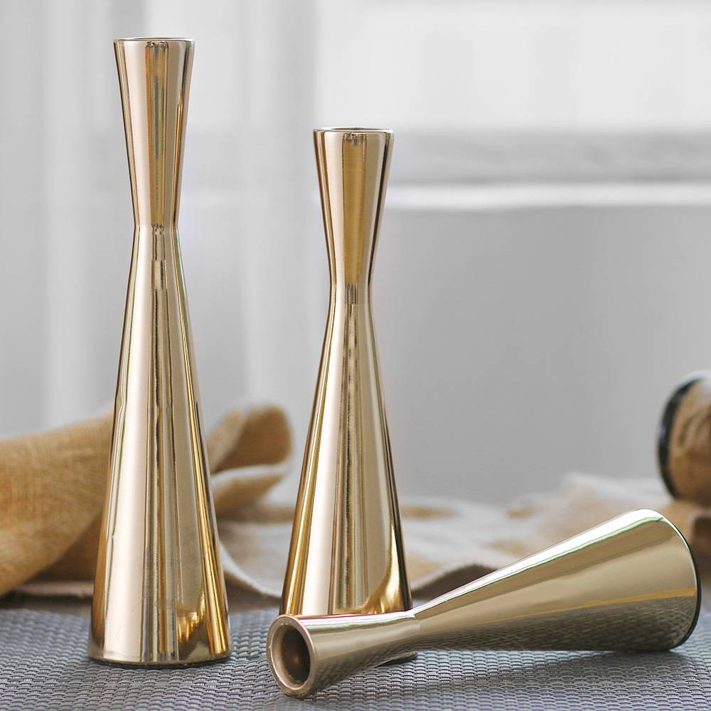 European -style new models of Xiaoman Shican Candle Candle Romantic Wedding Products Candid Light Dinner Dinner Plated Metal Candle