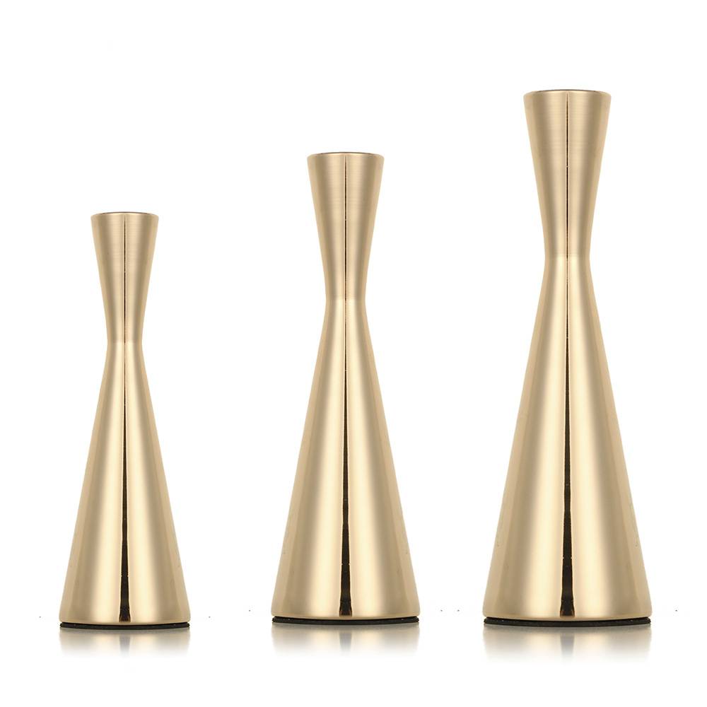 European -style new models of Xiaoman Shican Candle Candle Romantic Wedding Products Candid Light Dinner Dinner Plated Metal Candle