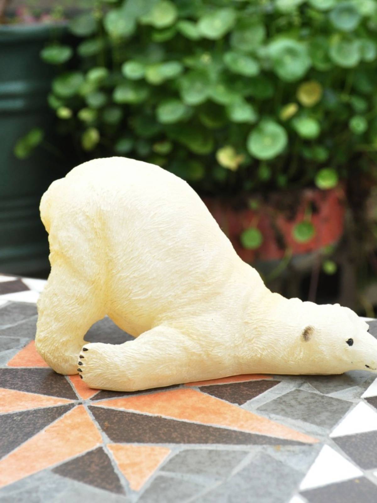 Rural pastoral lazy polar bears, bears, animal garden fun scene ornaments decoration gifts