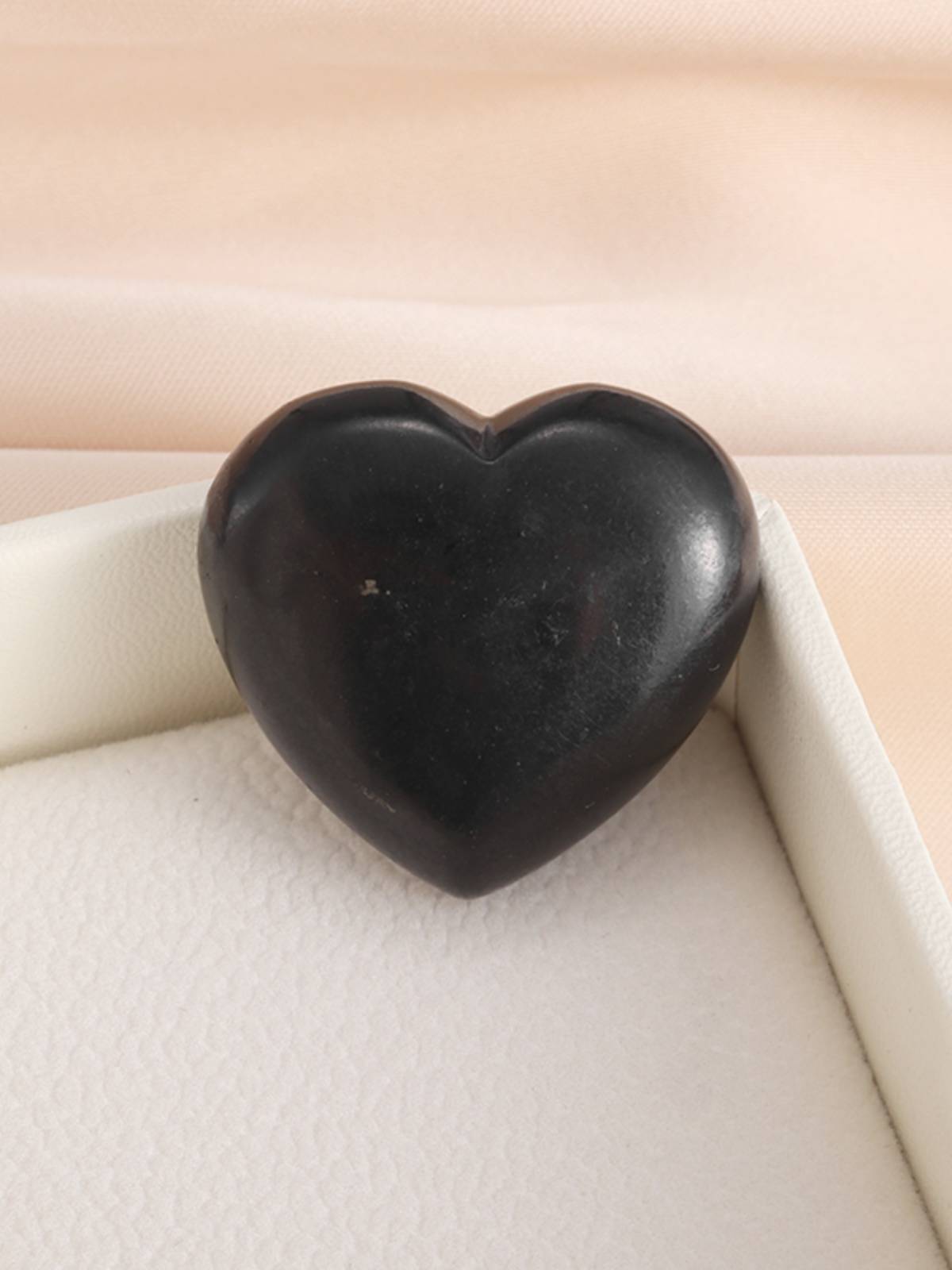 Russian Times Graphite Heart Type Plastering