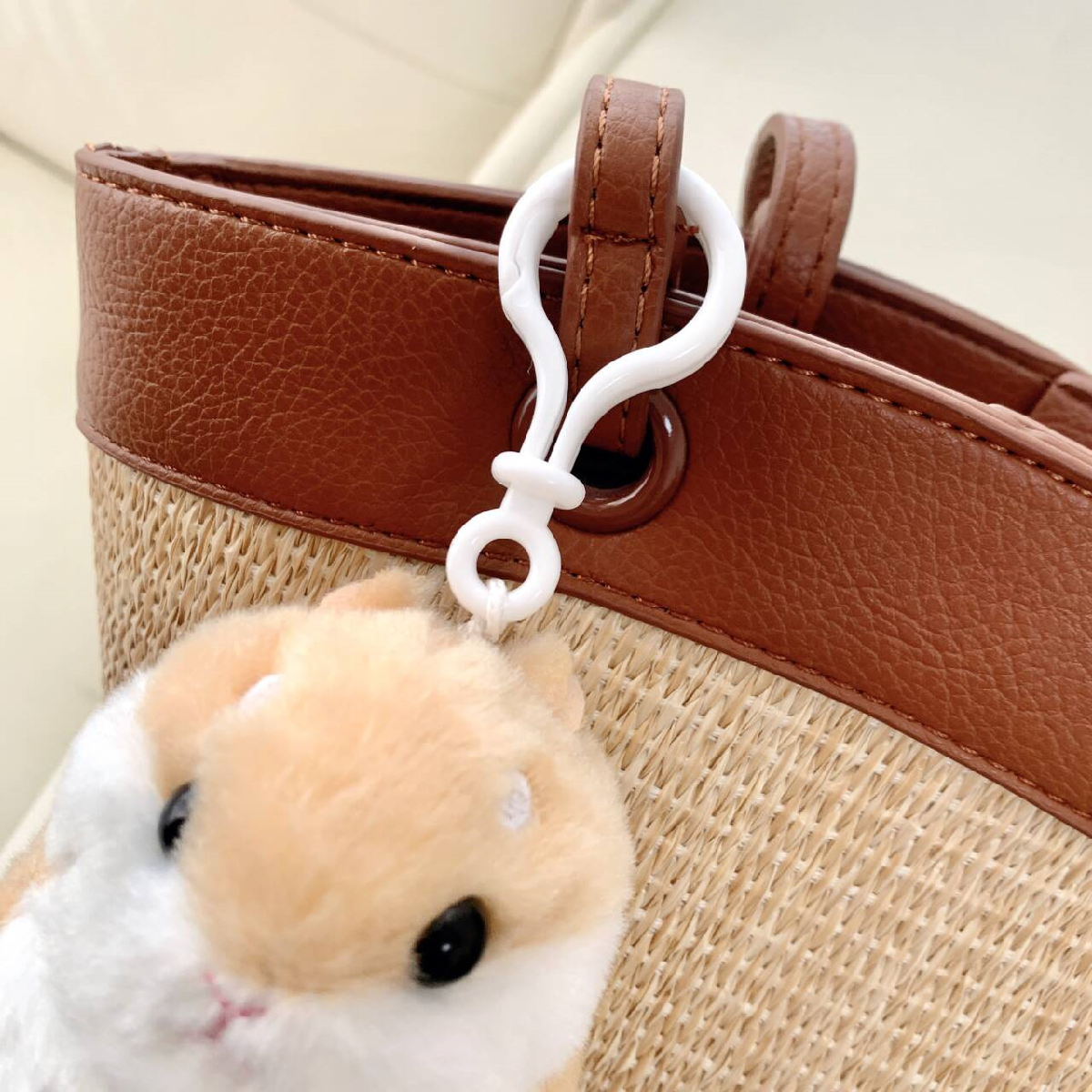Exit original order!Full and cute little hamster keychain Plush doll Bag Basin Keychain
