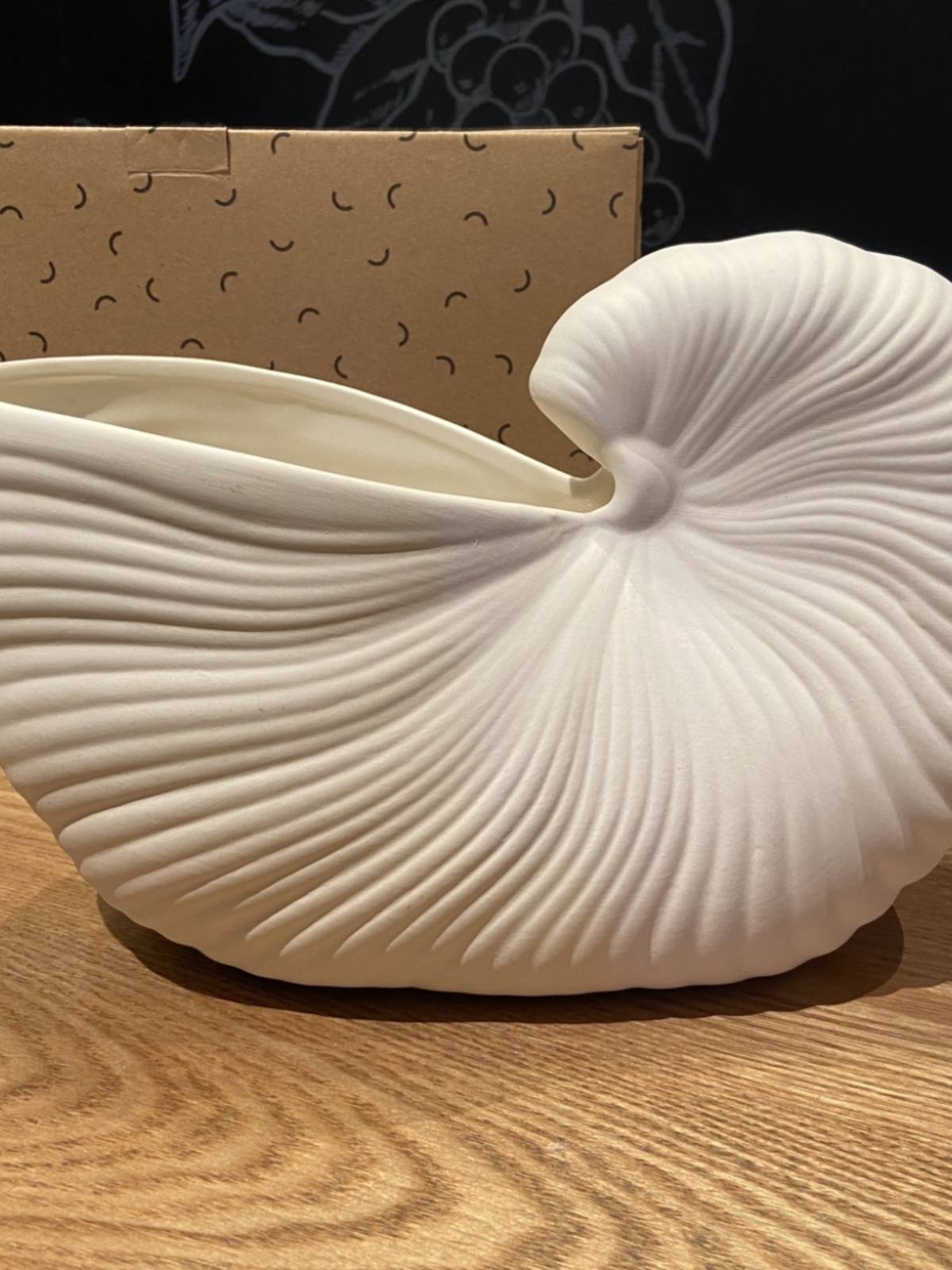Danish shell vase parcel parcels of ceramic decorative ornaments