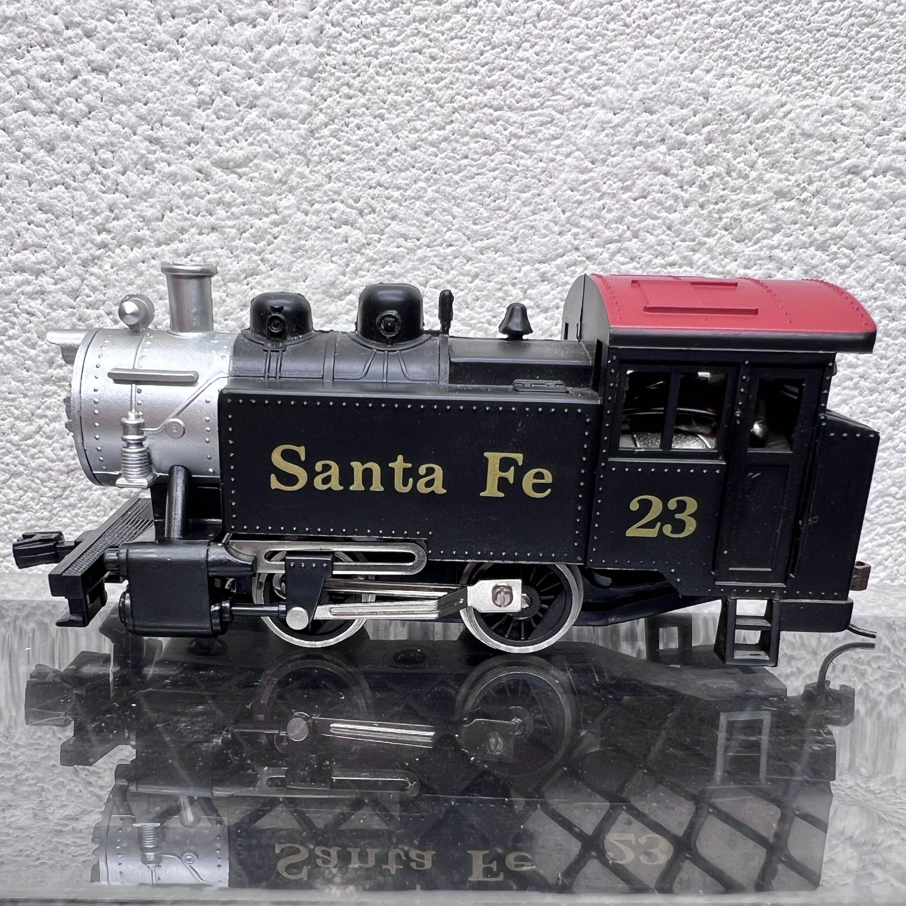 HO ratio is in line with power 1:87 Metal locomotive steam machine train sand table model ornaments