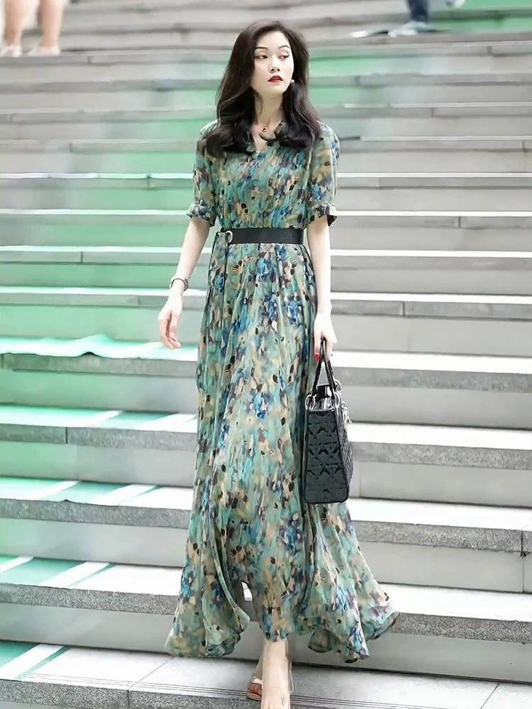 Senior famous celebrity temperament real silk floral long skirt girl