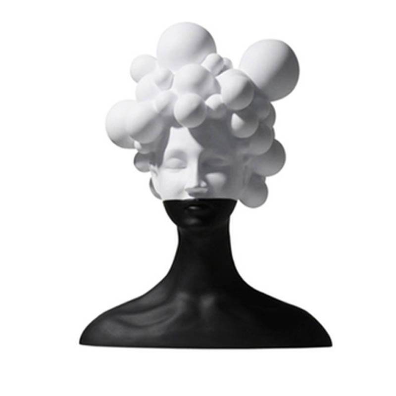 Simple and modern wind tree lipid sales office character sculpture