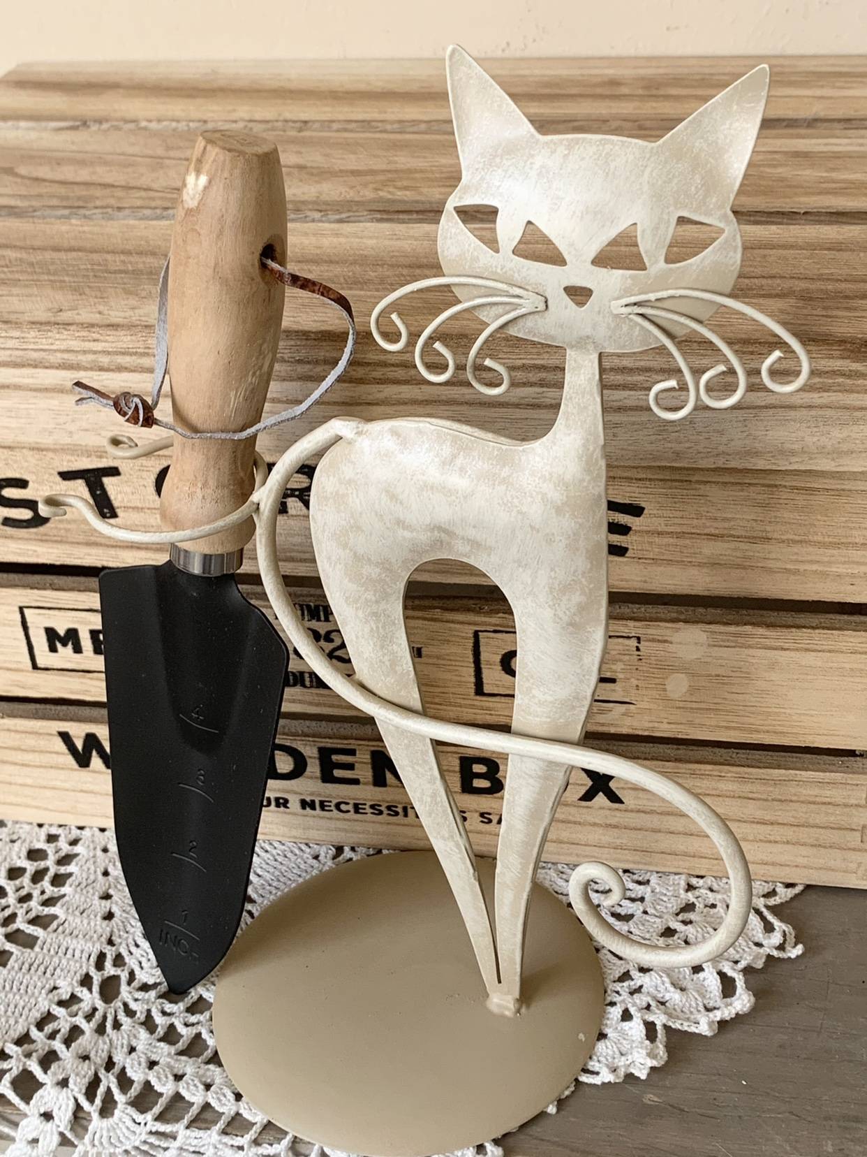 French style of old iron tools sheet Huaxiantang decoration