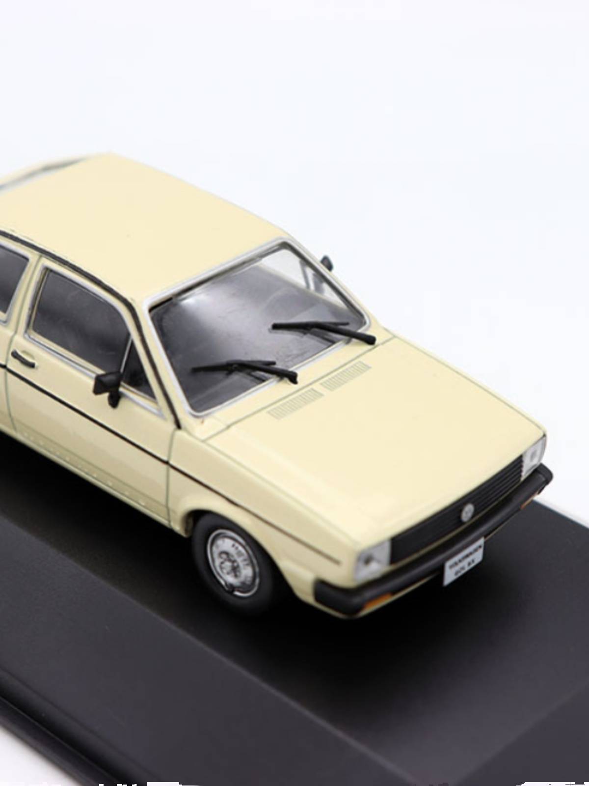 Alloy 1/43 Volkswagen Vehicle model swing