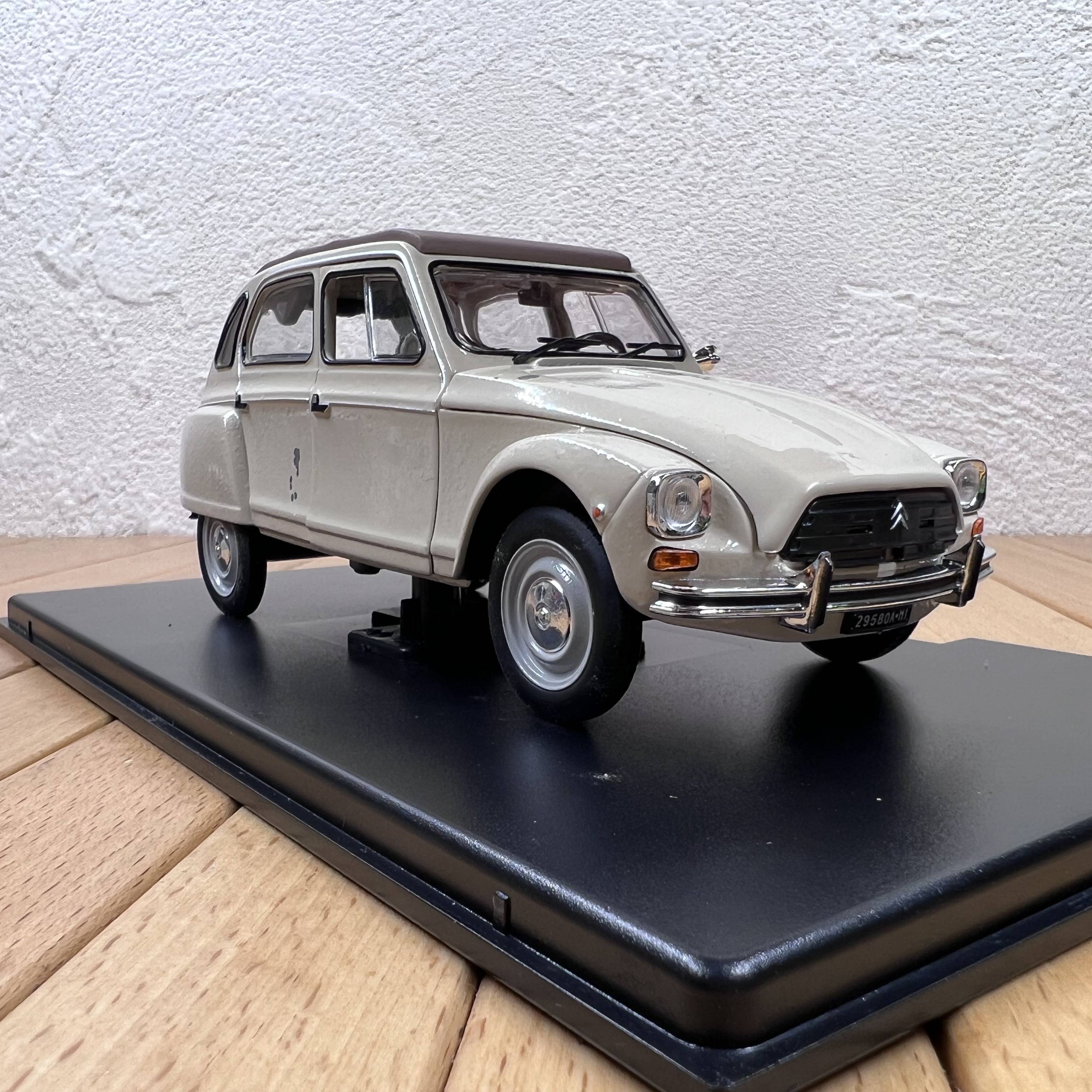 Disabled car 1:24 Citroen Dyane 6 master car alloy car model ornament
