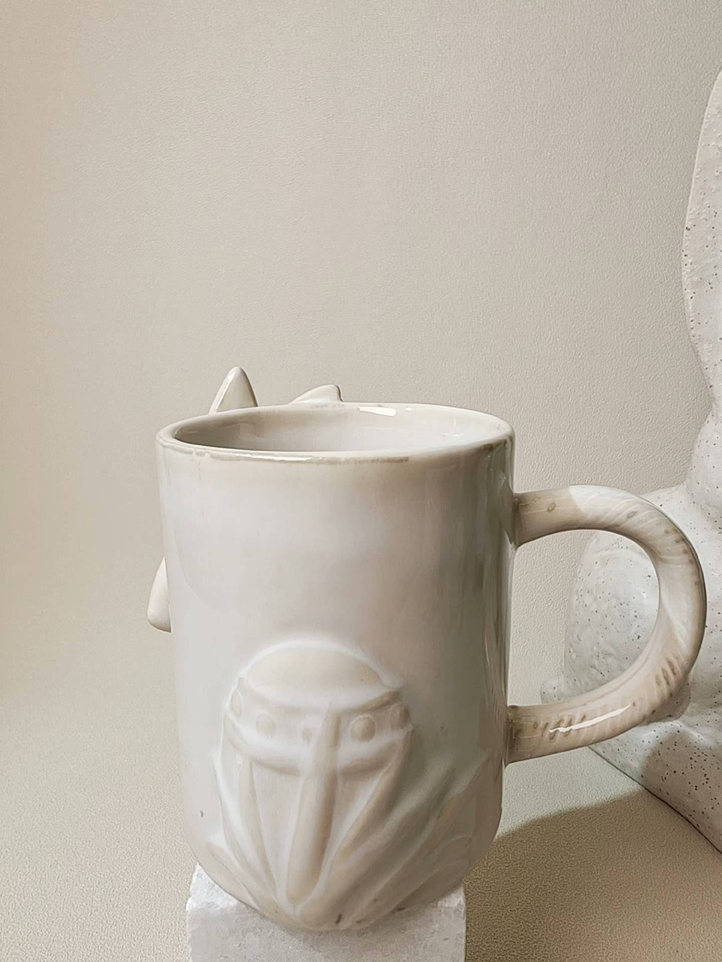 Exit Europe and the United States, Nordic Simple Wind, High -temperature Ceramics Sesame Glaze Rabbit Water Cup · ZA