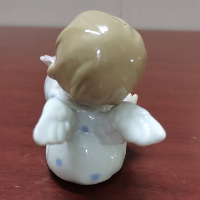 Exit original single -end hand -painted ceramic boy angel all -porcelain ornaments creative gift crafts
