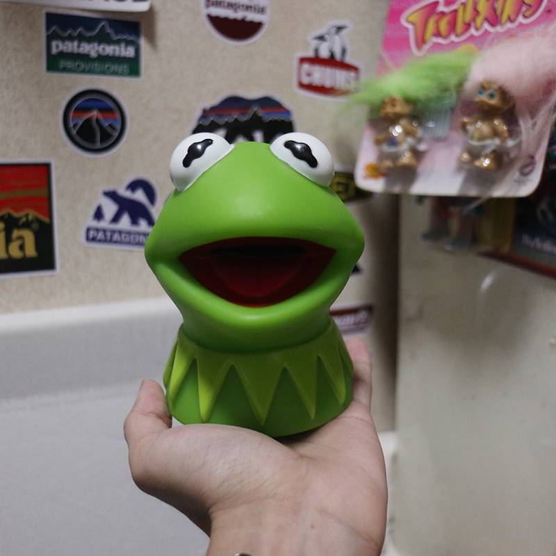 Vintage Japan brought back to Kosimeta frog ornaments