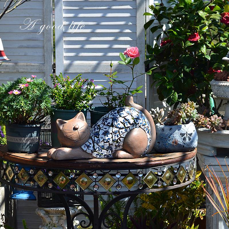 New Chinese -style courtyard garden balcony kitten decoration decoration