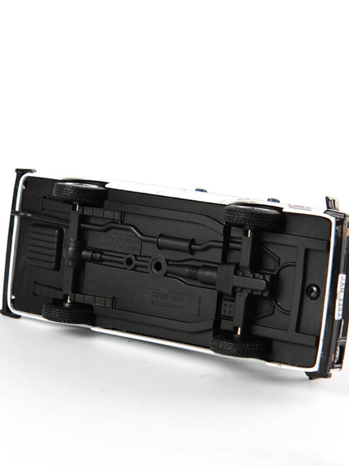 1:43 Alloy car Lafmine car police model decoration