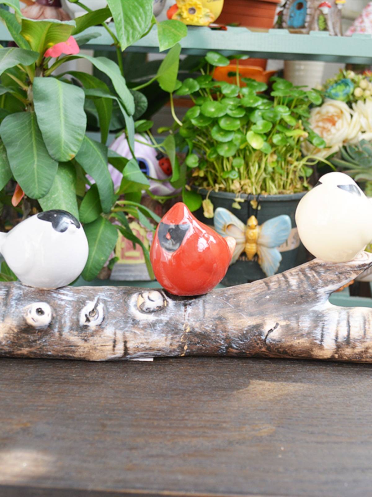 Vintage old ceramic bird garden decoration decoration