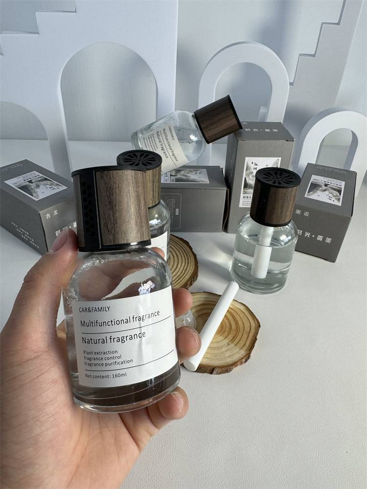 In addition to the liquid fragrance in the formaldehyde vehicle